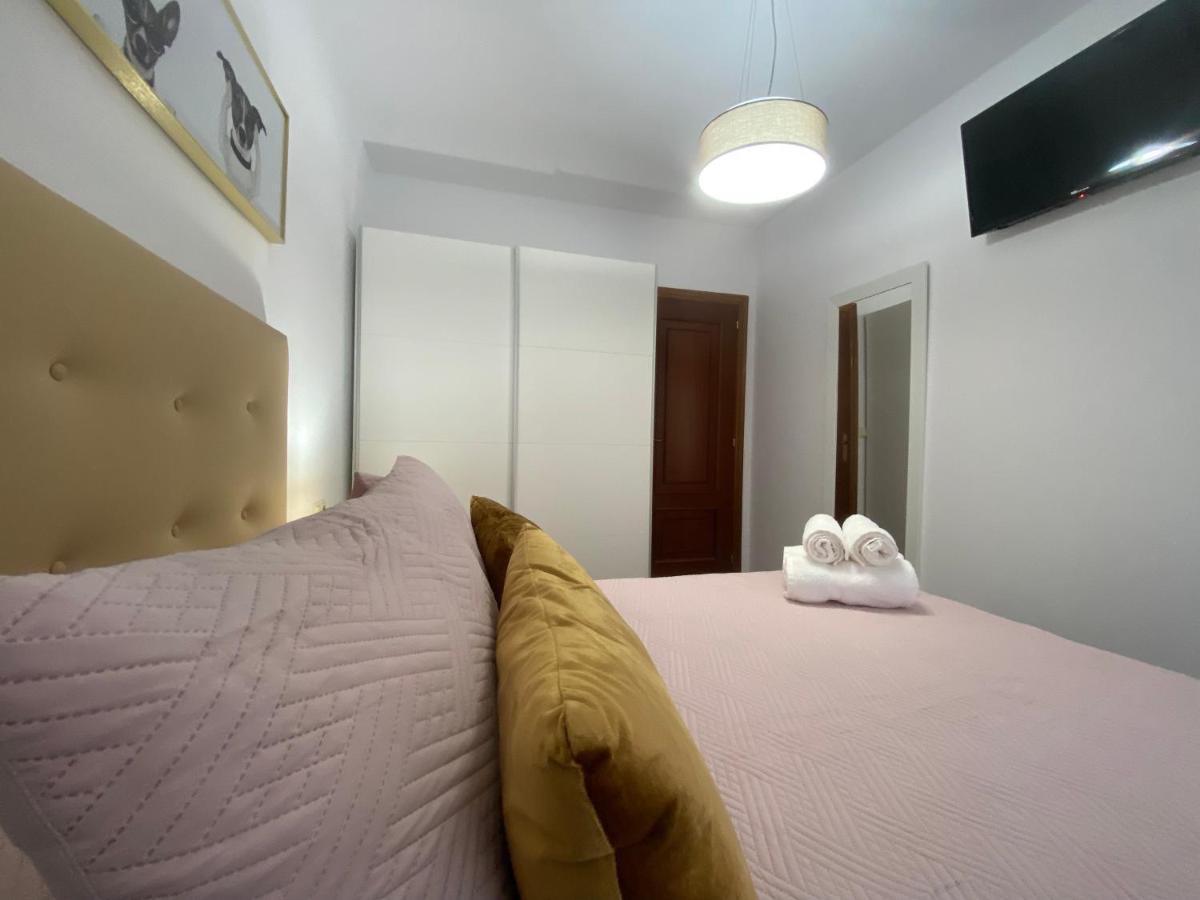 Lalin Centro Urbano, Comodo Y Funcional Exterior foto